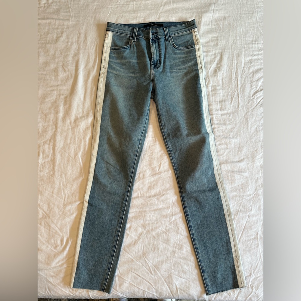 J Brand jeans with side white stripe. Never worn. Size 25